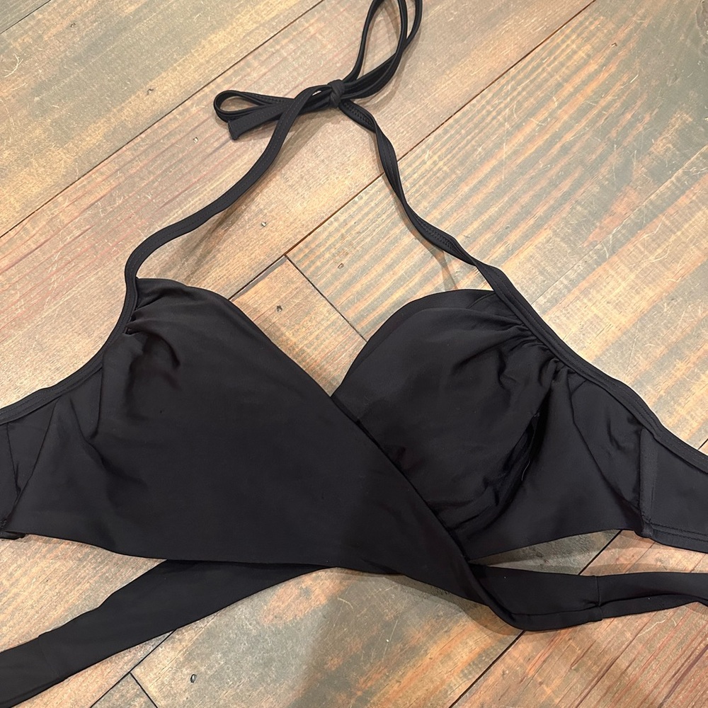 Victoria’s Secret Wrap Bikini Top